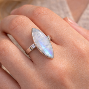 Bague pierre de lune – Argent 935 – Taille 55